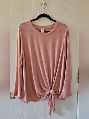 Time and Tru  Maternity Blush Pink Long-Sleeve Tie-Hem Top